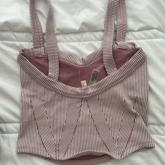 Elegant Striped Crop Tank Top in Pink - Picture 2 of 3